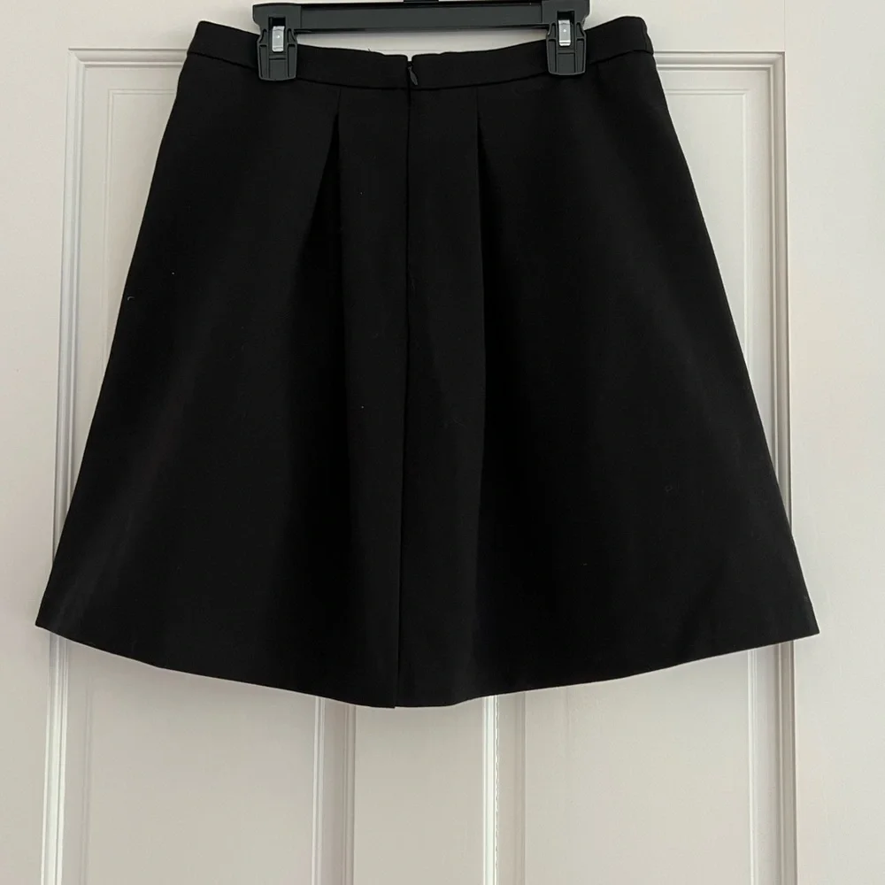 NWOT Boden Skirt with Pleats and Pockets! - Picture 2 of 4